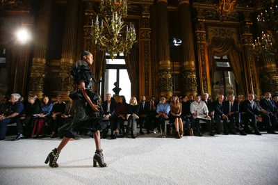 Look 12